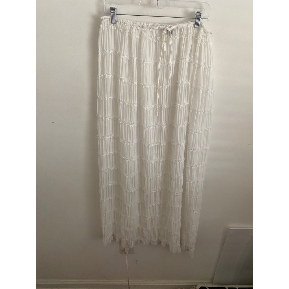 PrettyLittleThing White Tiered Lace Trim Maxi Skirt‎ Womens Size 8 Boho Pleated